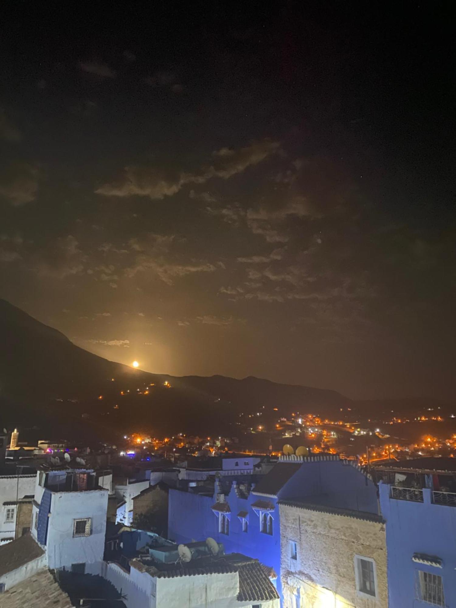 Hotel Sakura شفشاون المظهر الخارجي الصورة