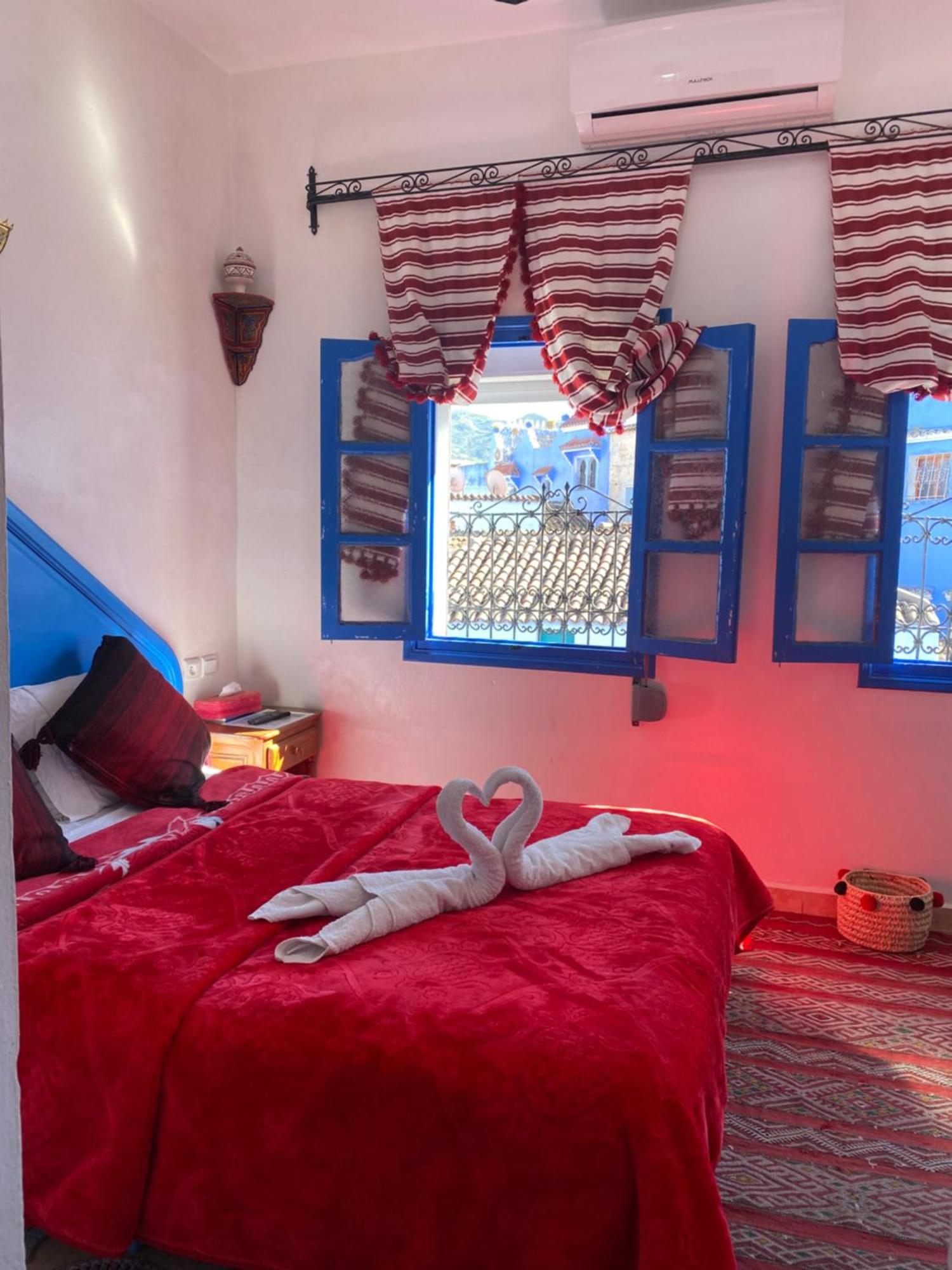 Hotel Sakura شفشاون المظهر الخارجي الصورة