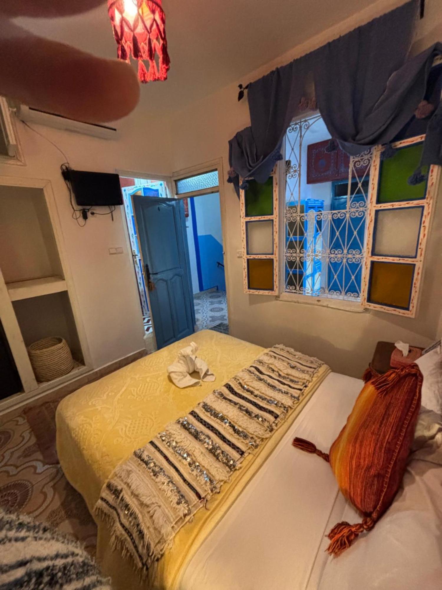 Hotel Sakura شفشاون المظهر الخارجي الصورة